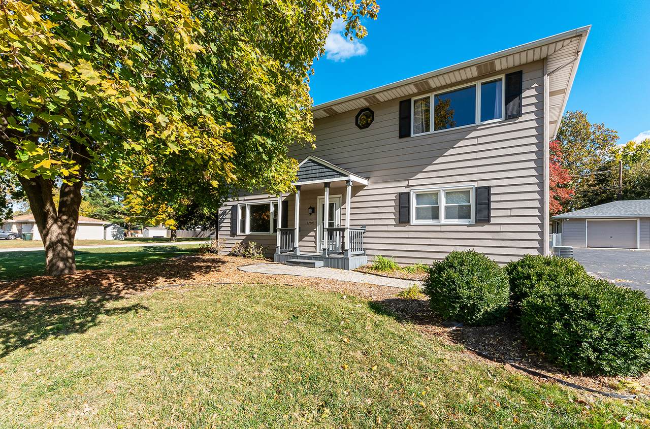 22503 Deal Avenue - Photo 1