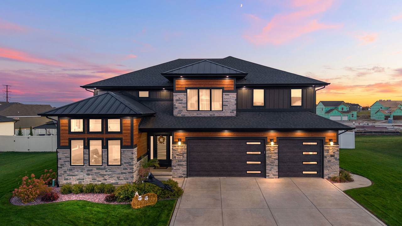 9343 Iris Drive - Photo 1