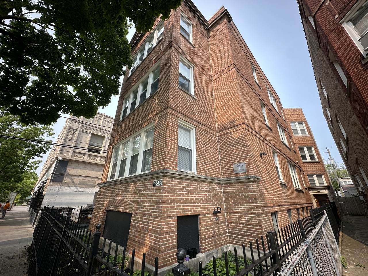 6343 Claremont Avenue - Photo 1