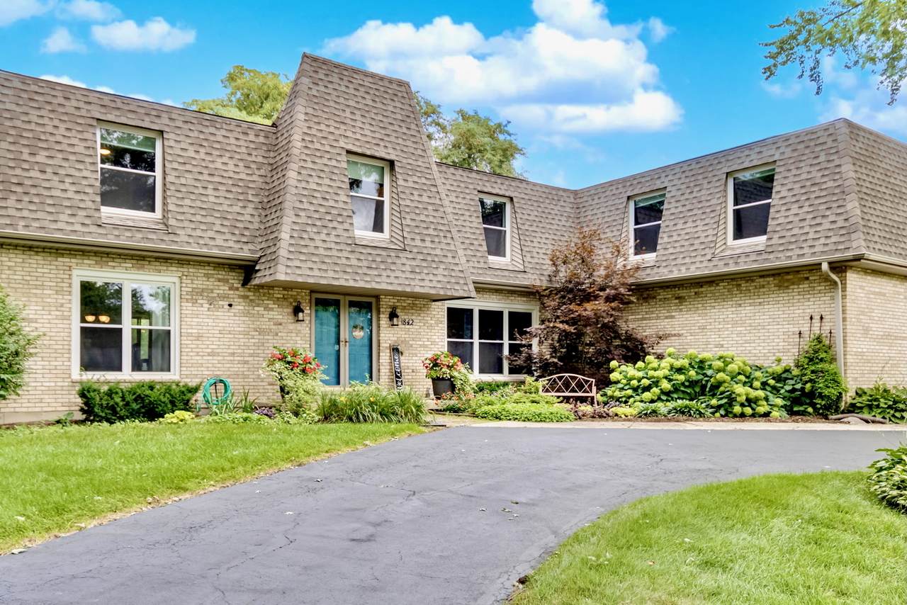 842 Winmoor Drive - Photo 1