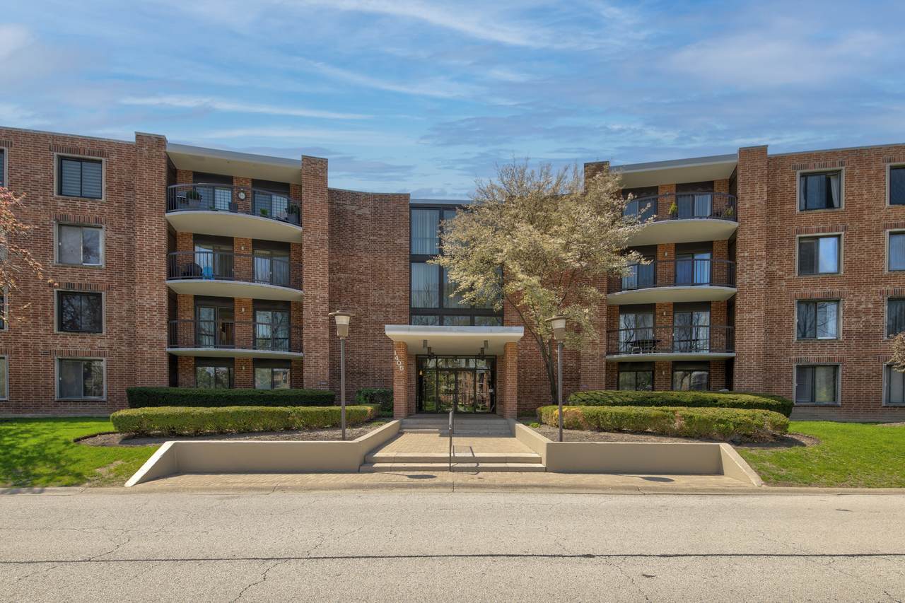 1405 Central Road - Photo 1