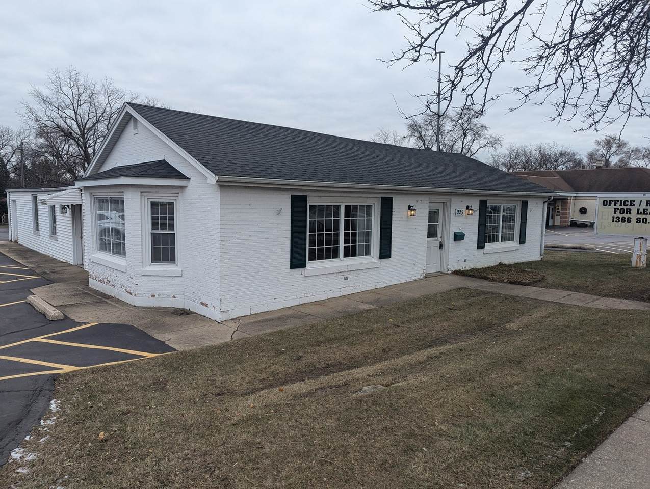 225 Northwest Highway - Photo 1