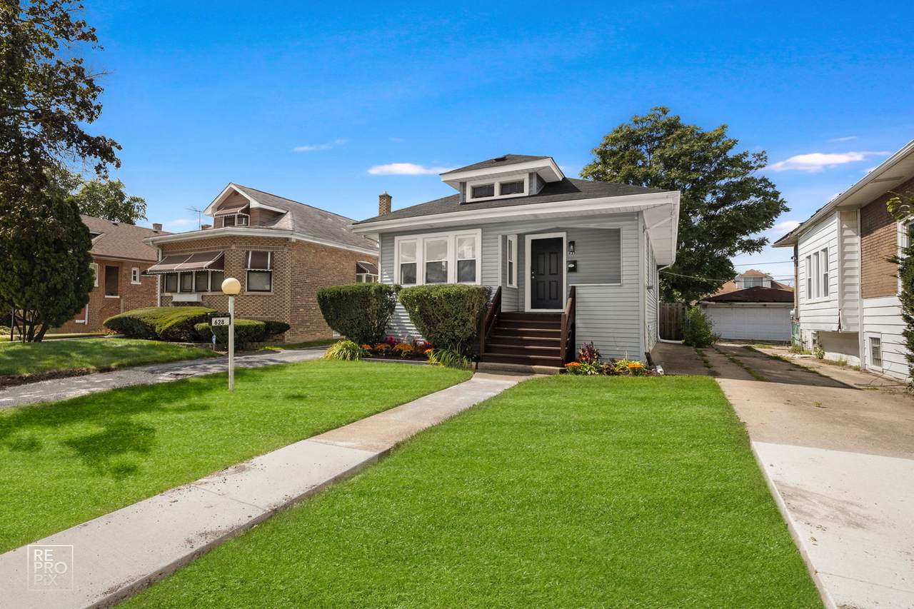 628 19th Avenue - Photo 1