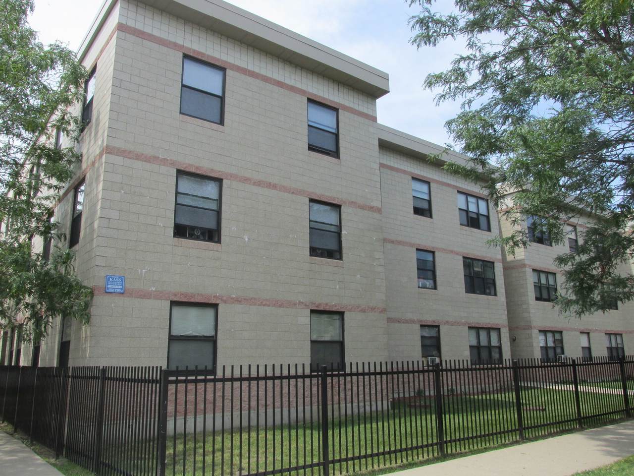 4752 Wabash Avenue - Photo 1