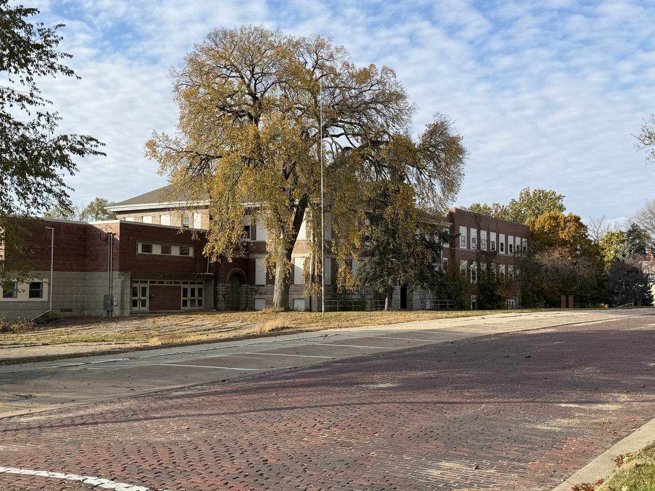 300 Main Street - Photo 1