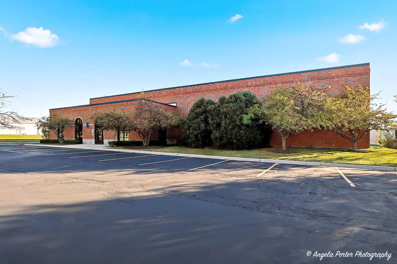 1412 Ridgeview Drive - Photo 1