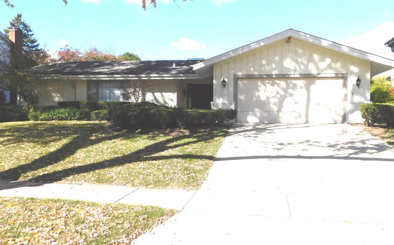 1117 Summit Hills Lane - Photo 1