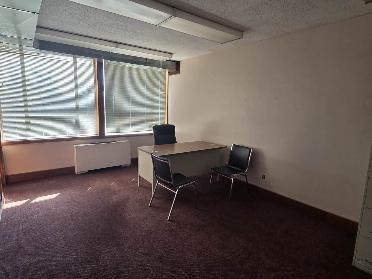 1400 Anthony Drive - Photo 1