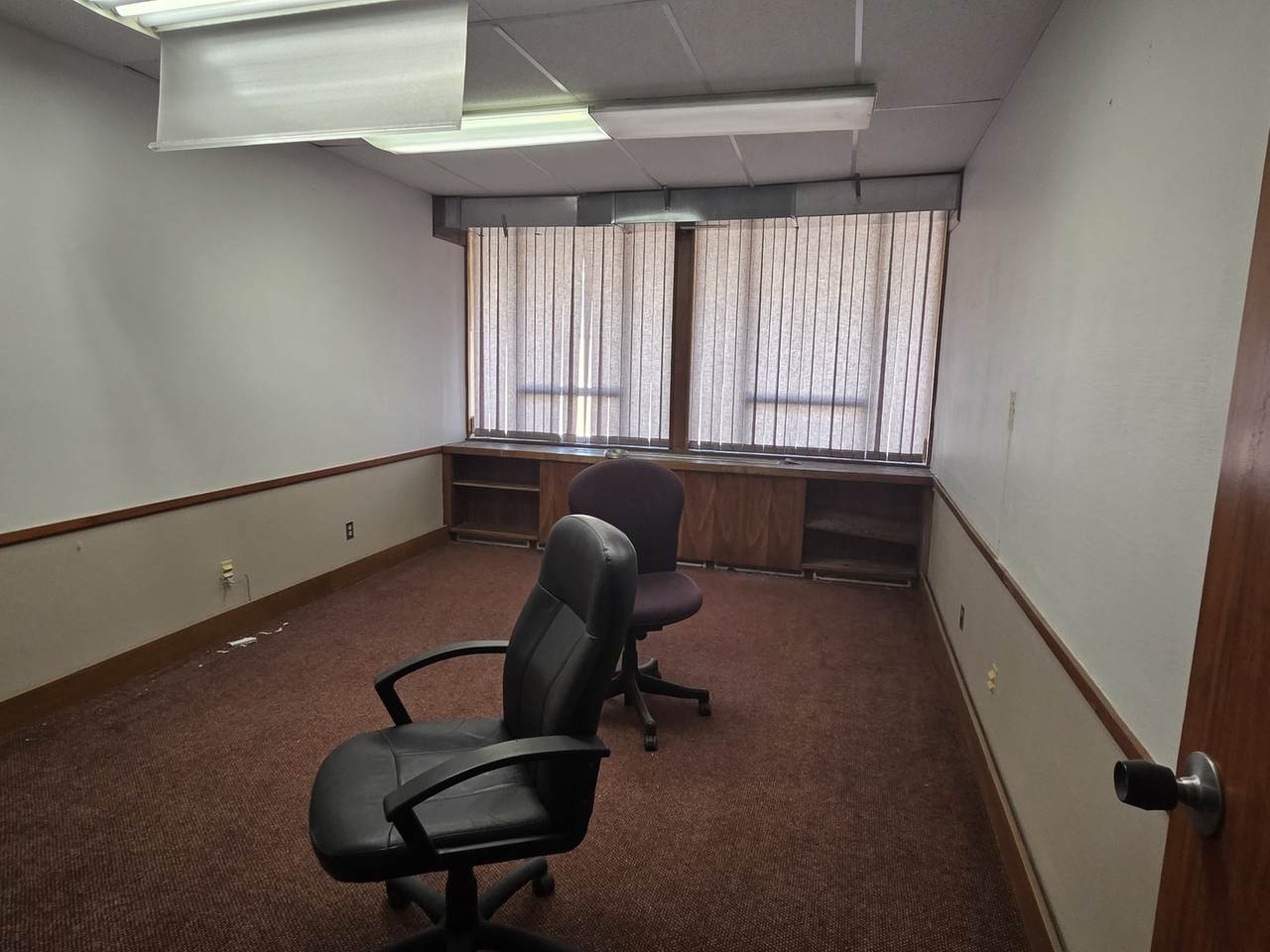 1400 Anthony Drive - Photo 1