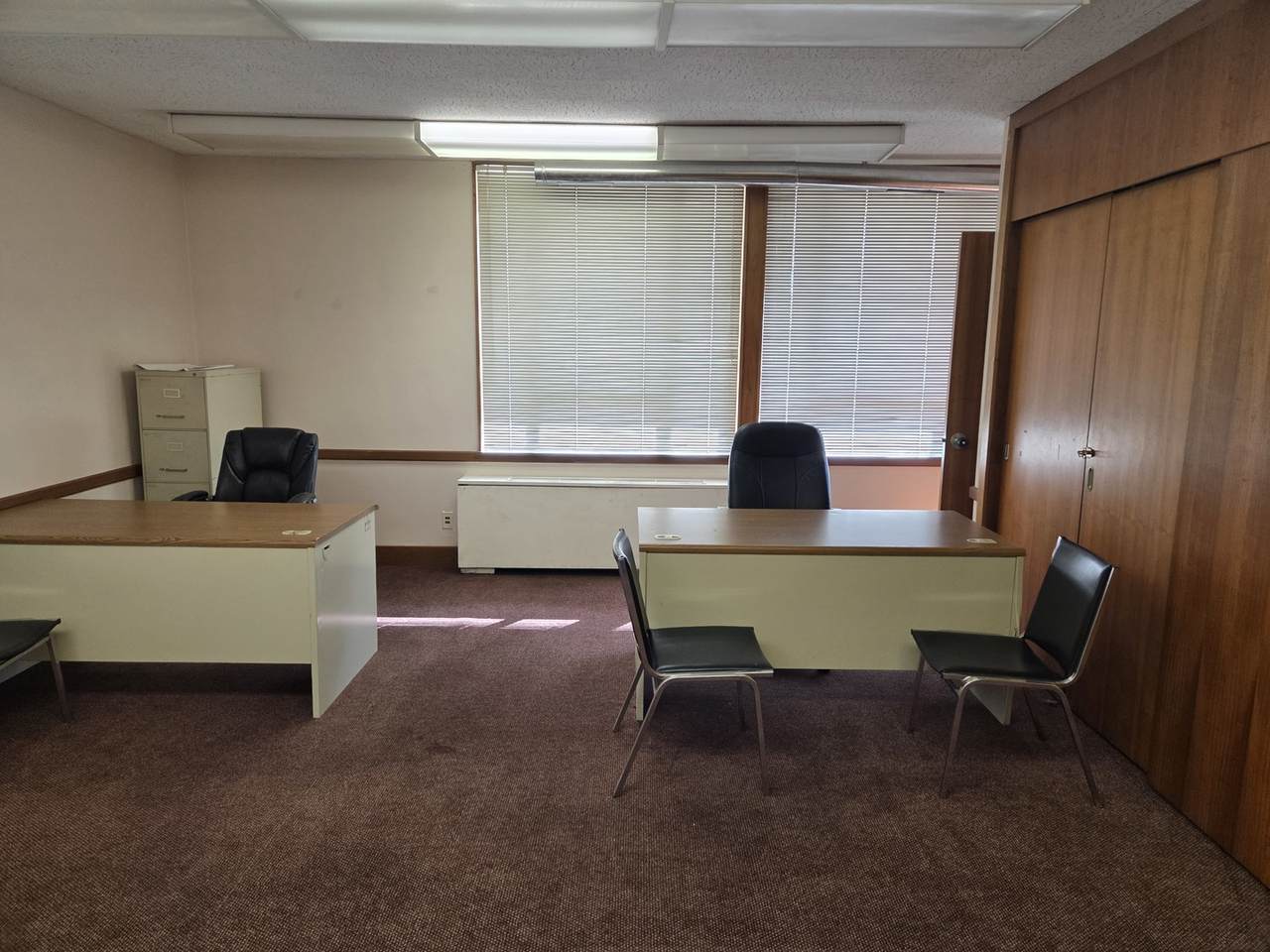 1400 Anthony Drive - Photo 1