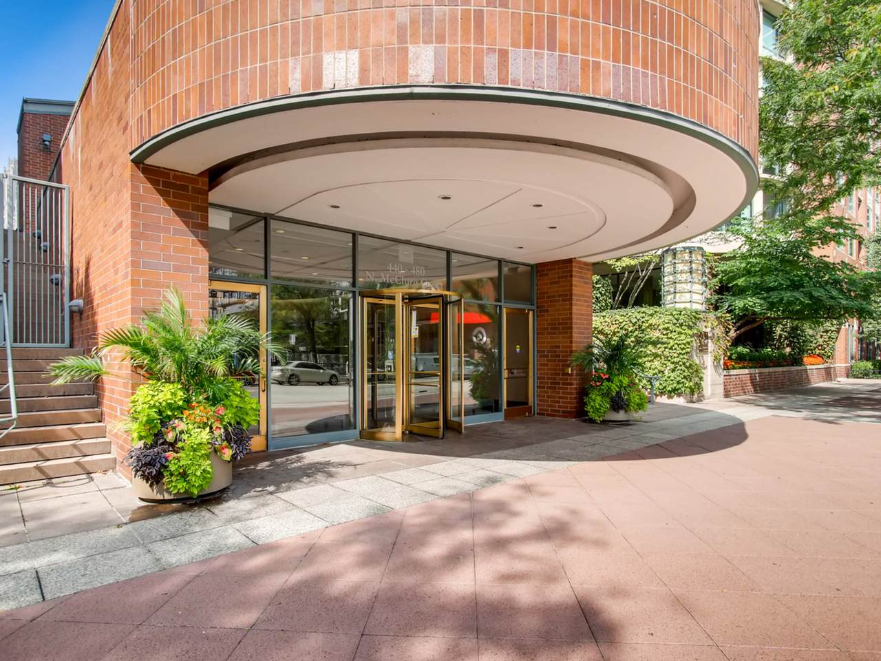 480 Mcclurg Court - Photo 1