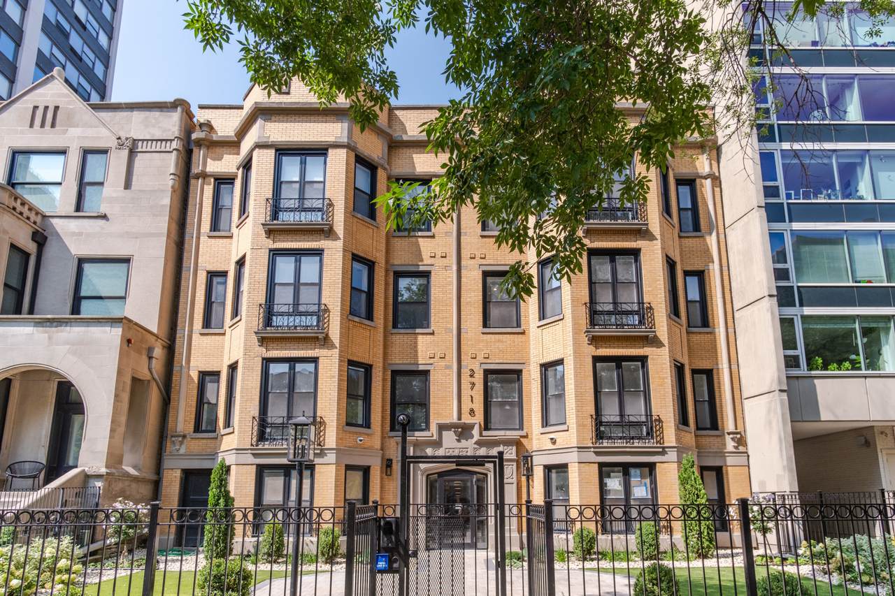 2718 Hampden Court - Photo 1