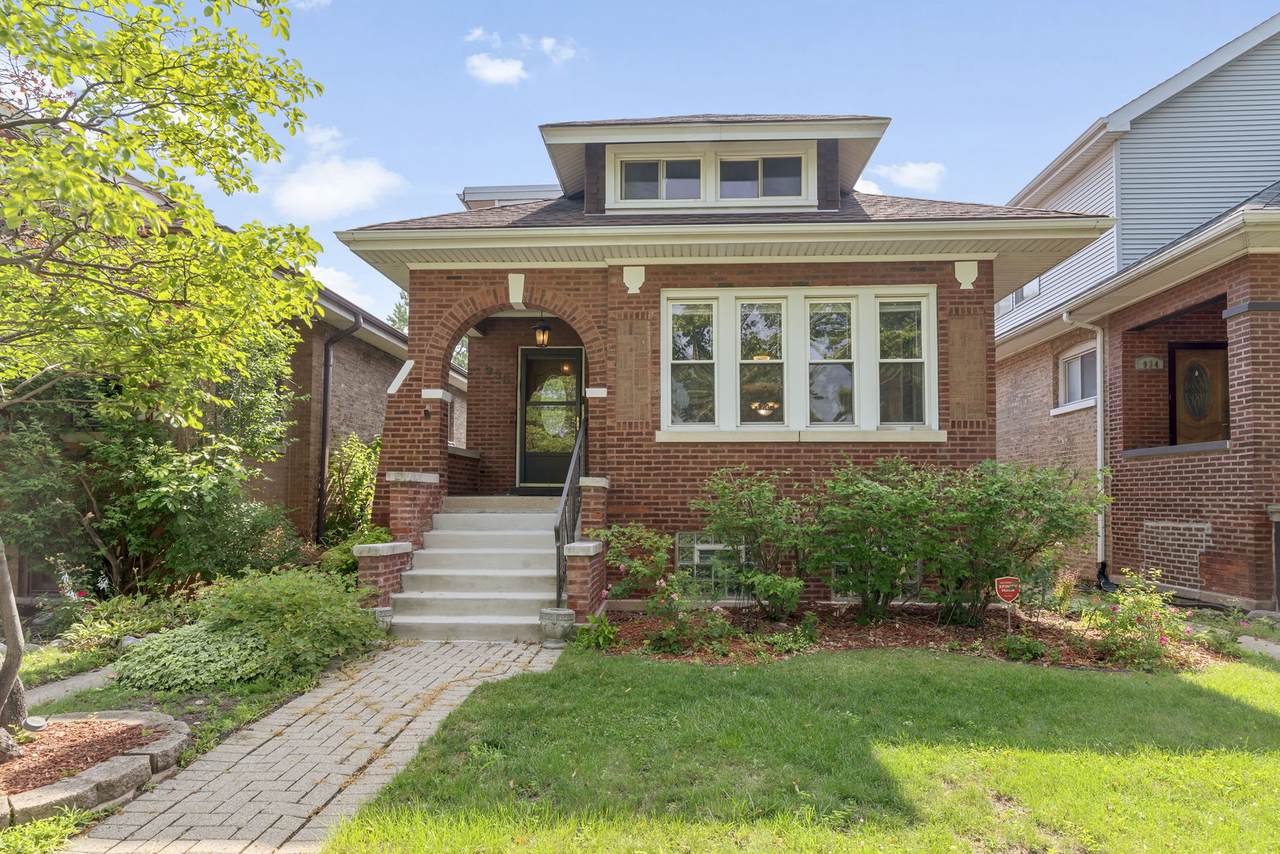 936 Ridgeland Avenue - Photo 1