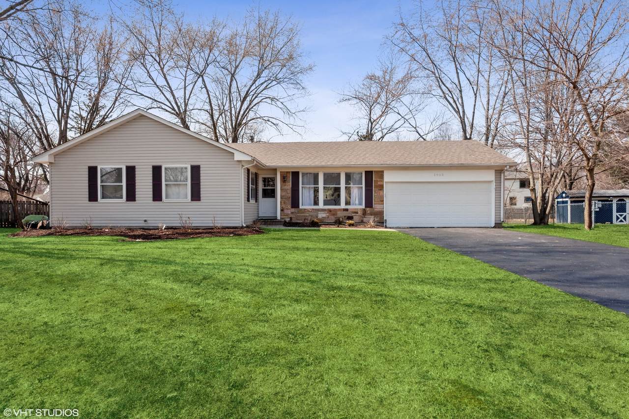 1915 Farmington Court - Photo 1