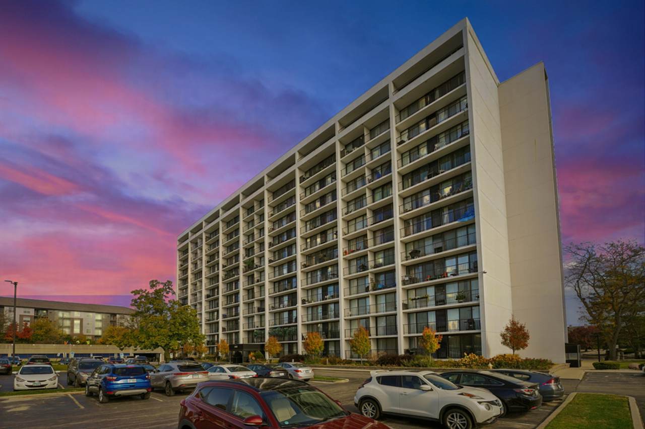 2005 Finley Road - Photo 1