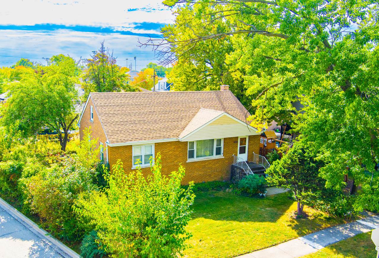 7635 65th Place - Photo 1