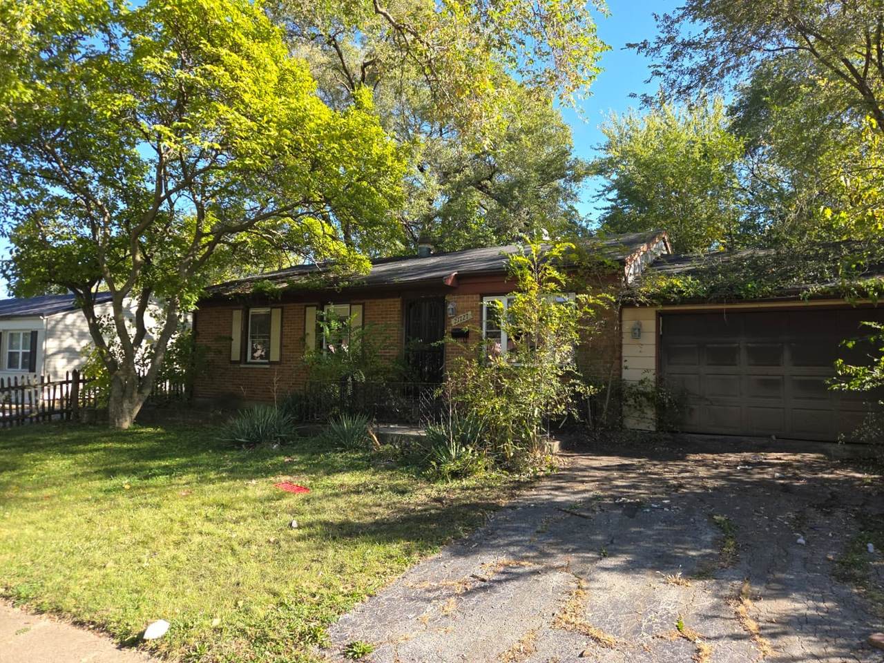 21727 Clyde Avenue - Photo 1