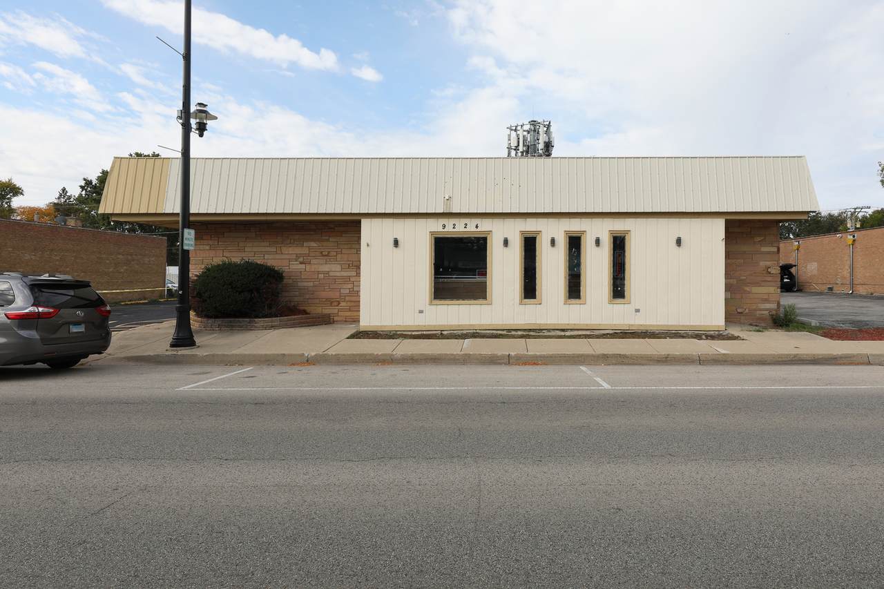 9224 Waukegan Road - Photo 1