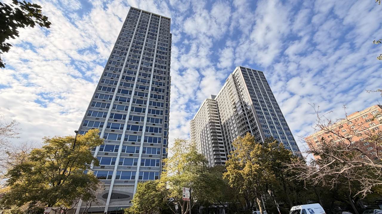 4250 Marine Drive - Photo 1