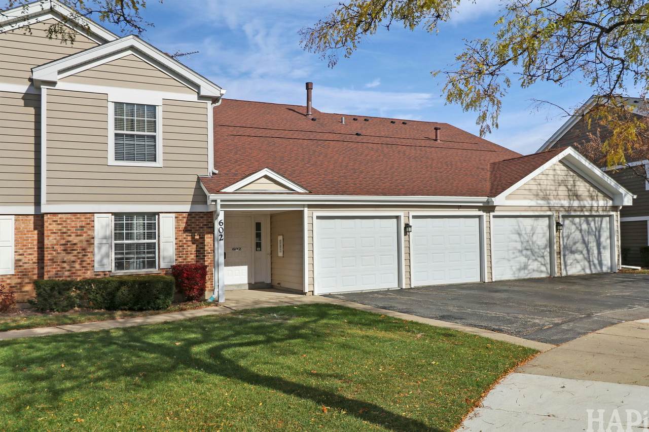 602 Eastview Court - Photo 1