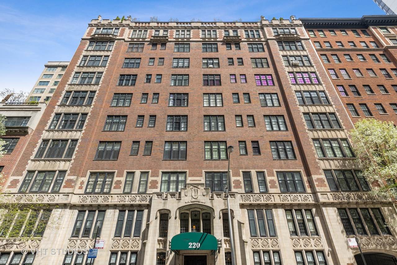 220 Walton Place - Photo 1