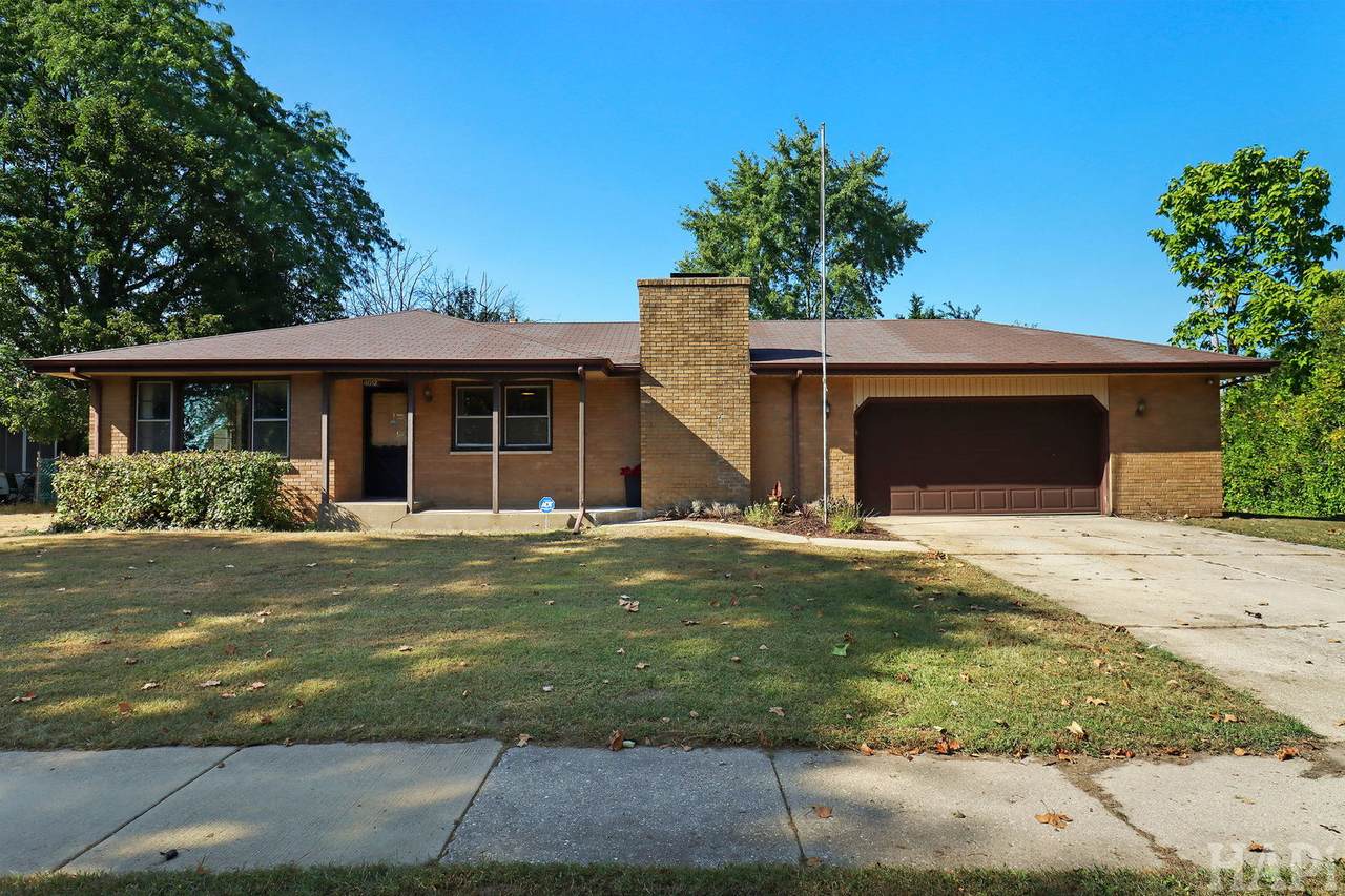 4012 Pleasant Valley Boulevard - Photo 1