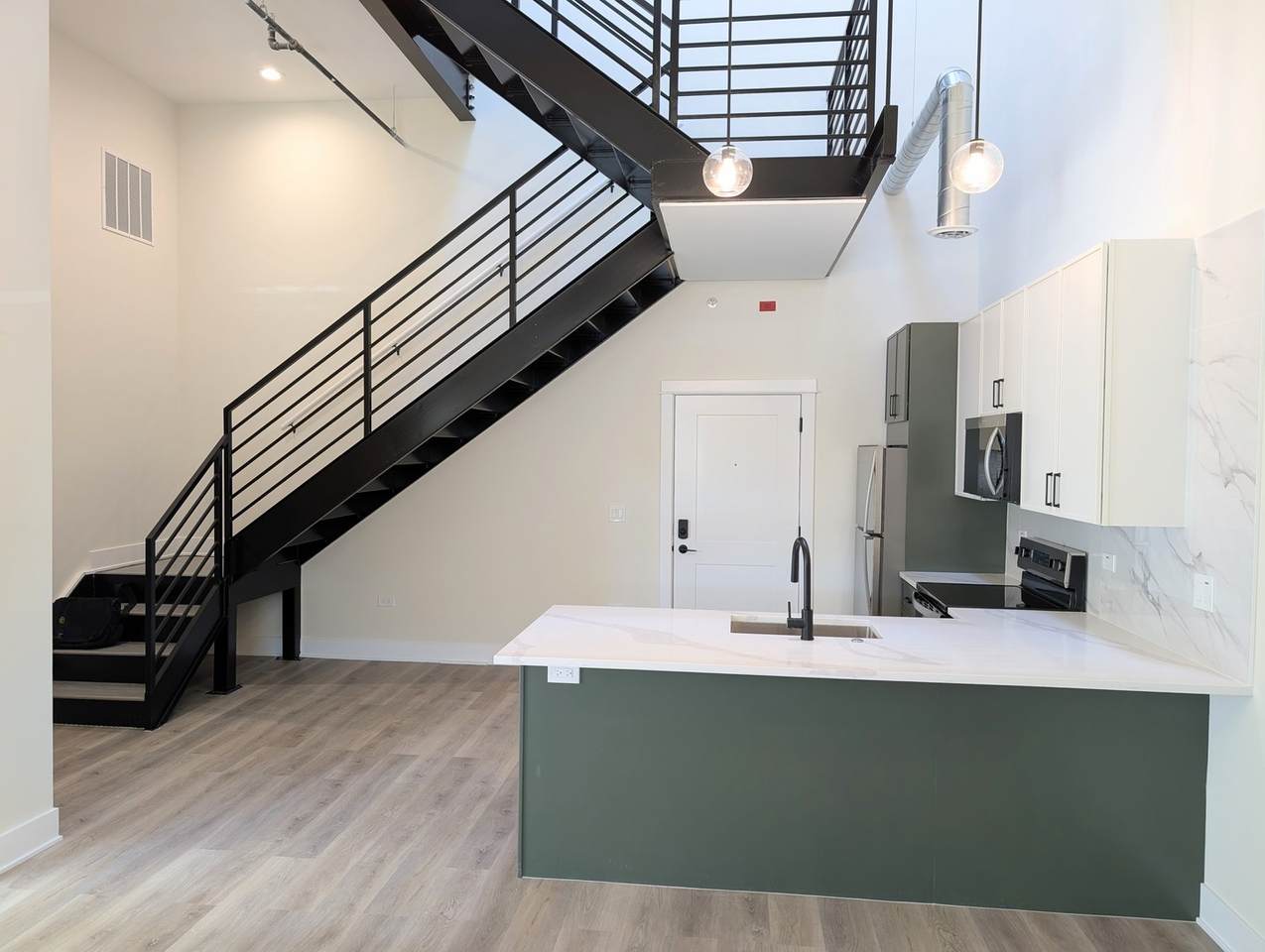 1453 Maple Avenue - Photo 1