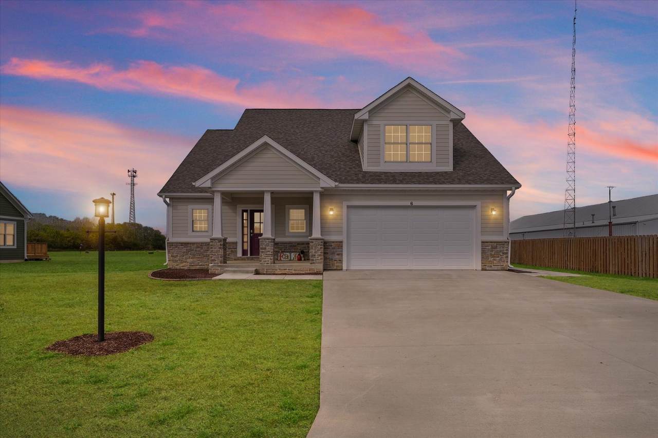 6 Foxtrot Lane - Photo 1