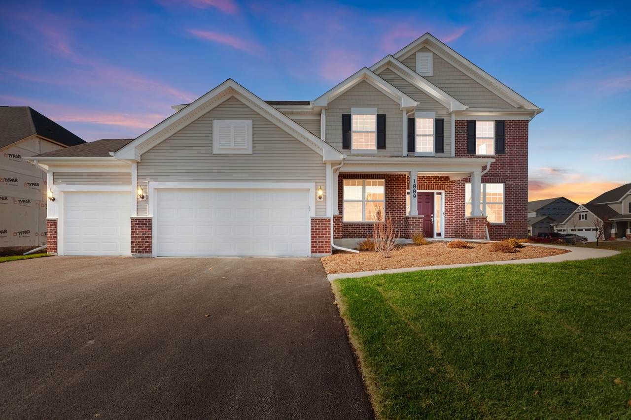 1889 Bent Grass Way - Photo 1