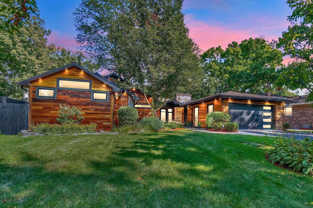 623 Echo Lane - Photo 1