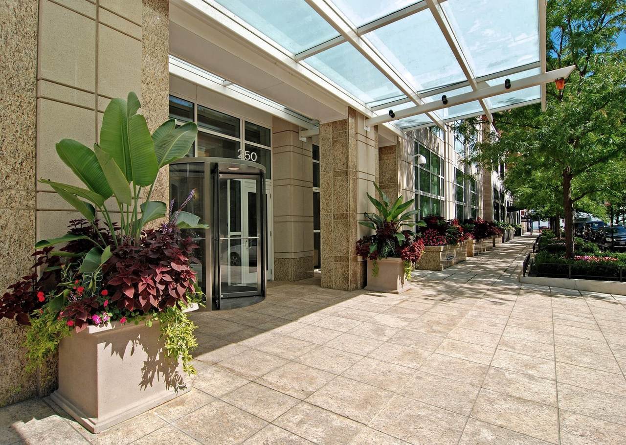 250 Pearson Street - Photo 1