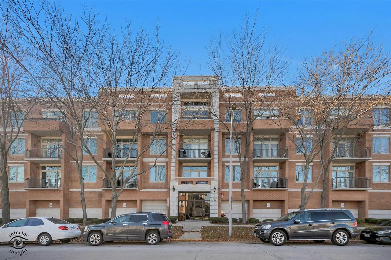 4330 Neva Avenue - Photo 1