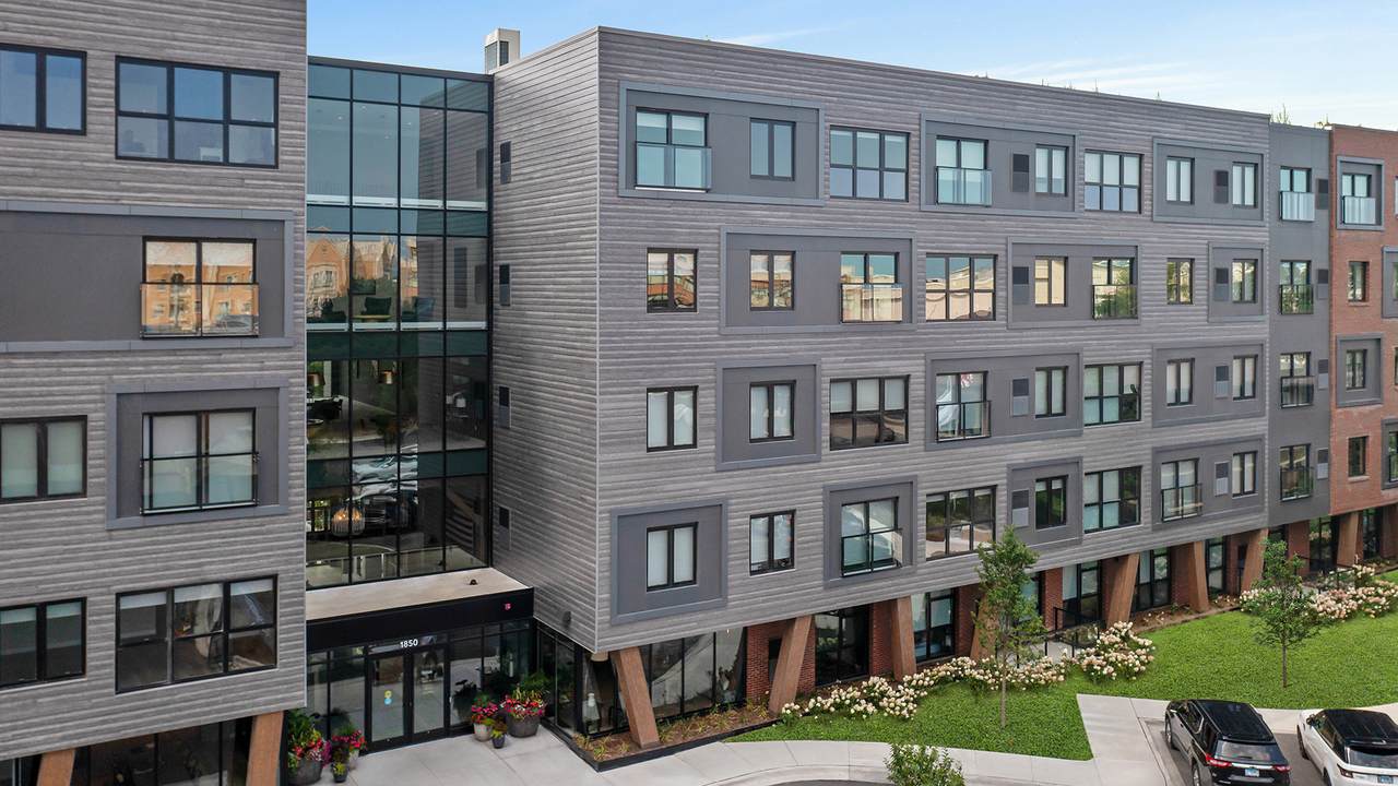 1850 Green Bay Road - Photo 1