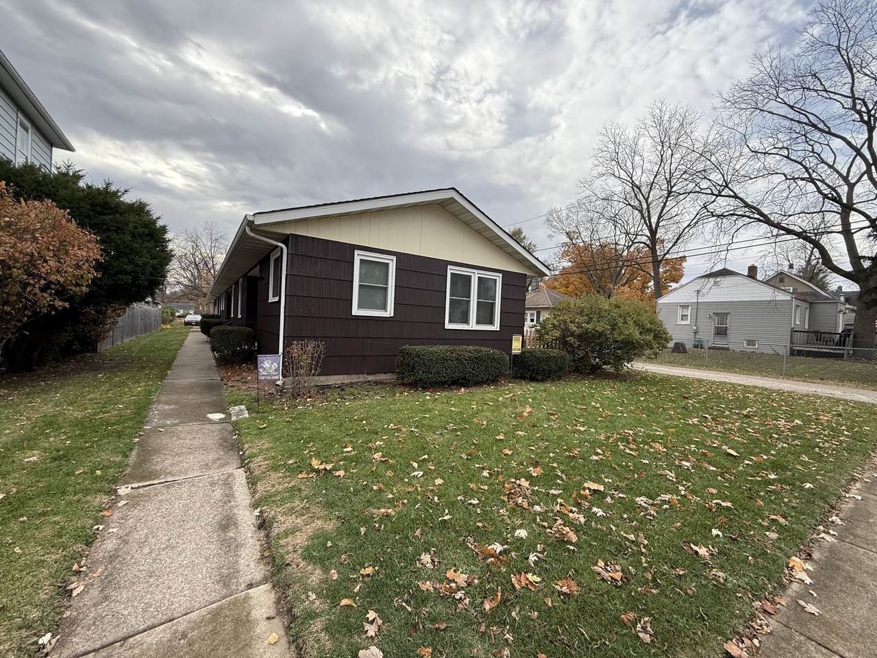 1060 W Hickory Street - Photo 1
