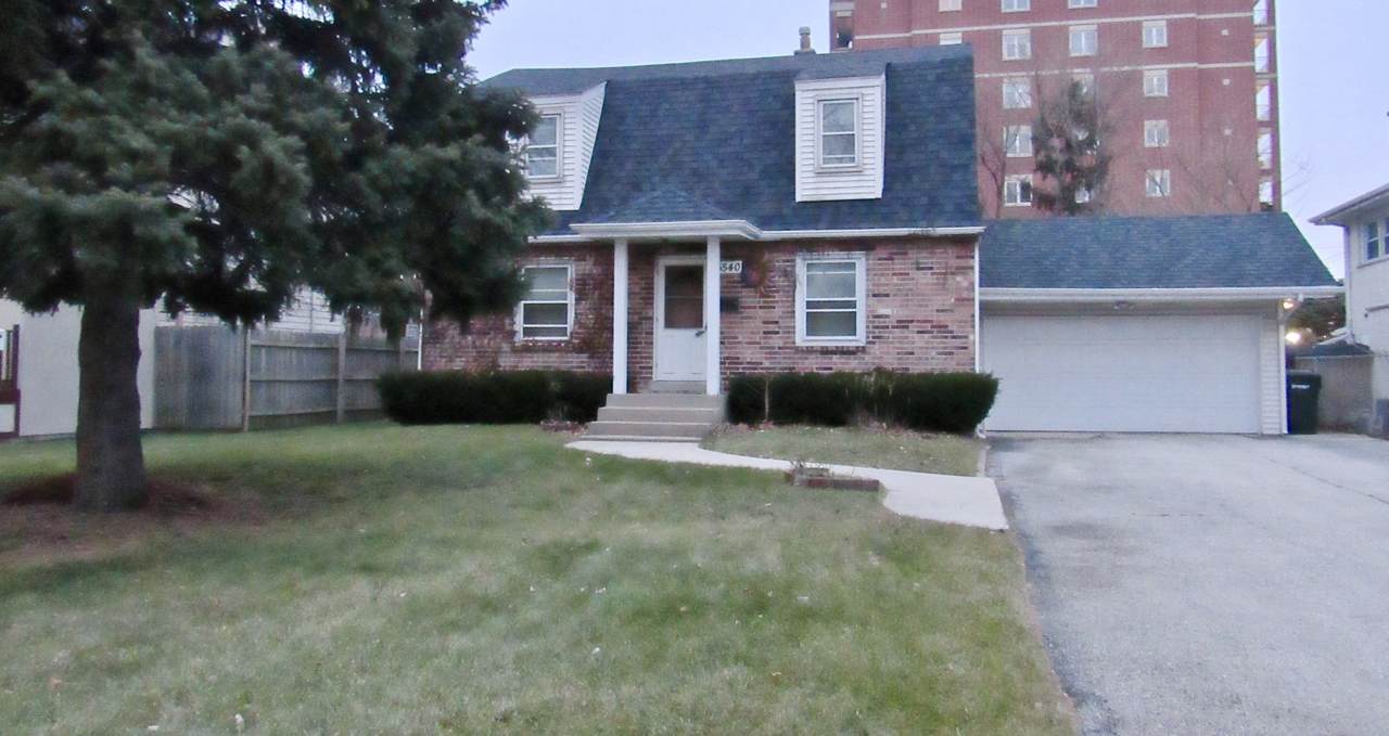 5540 Fairview Avenue - Photo 1