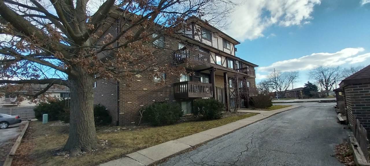 352 Birch Drive - Photo 1