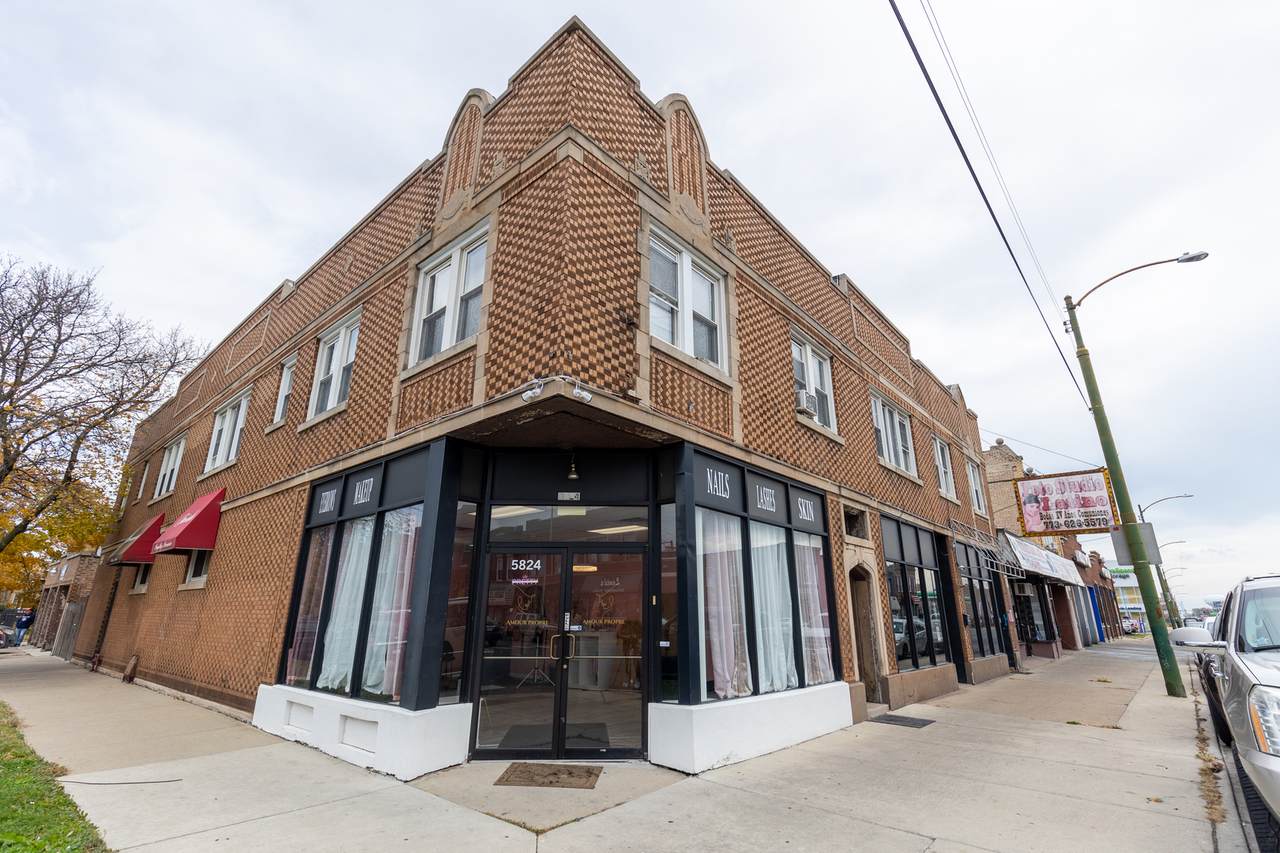 5820-24 Roosevelt Road - Photo 1