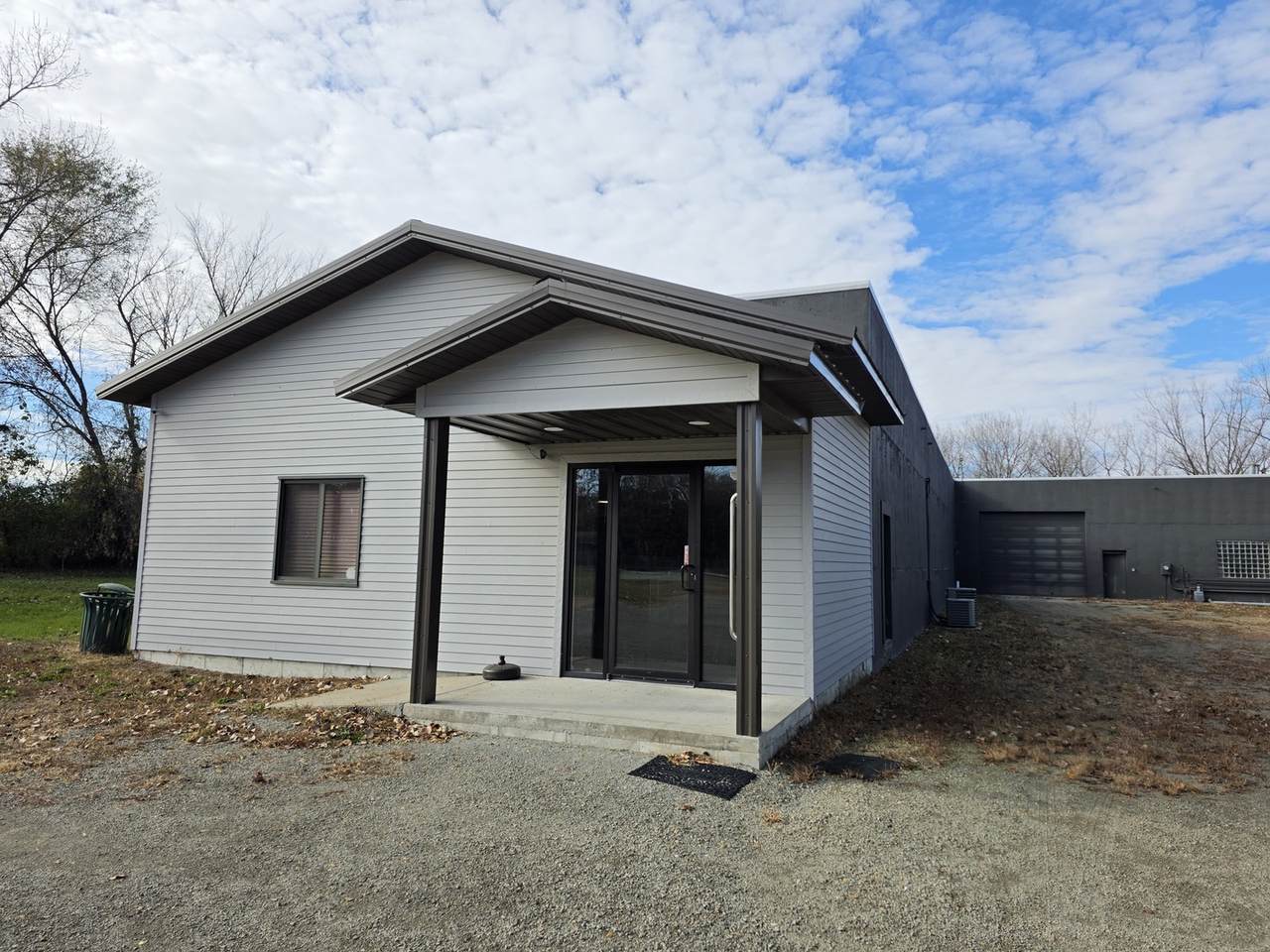 1801 Griswold Avenue - Photo 1