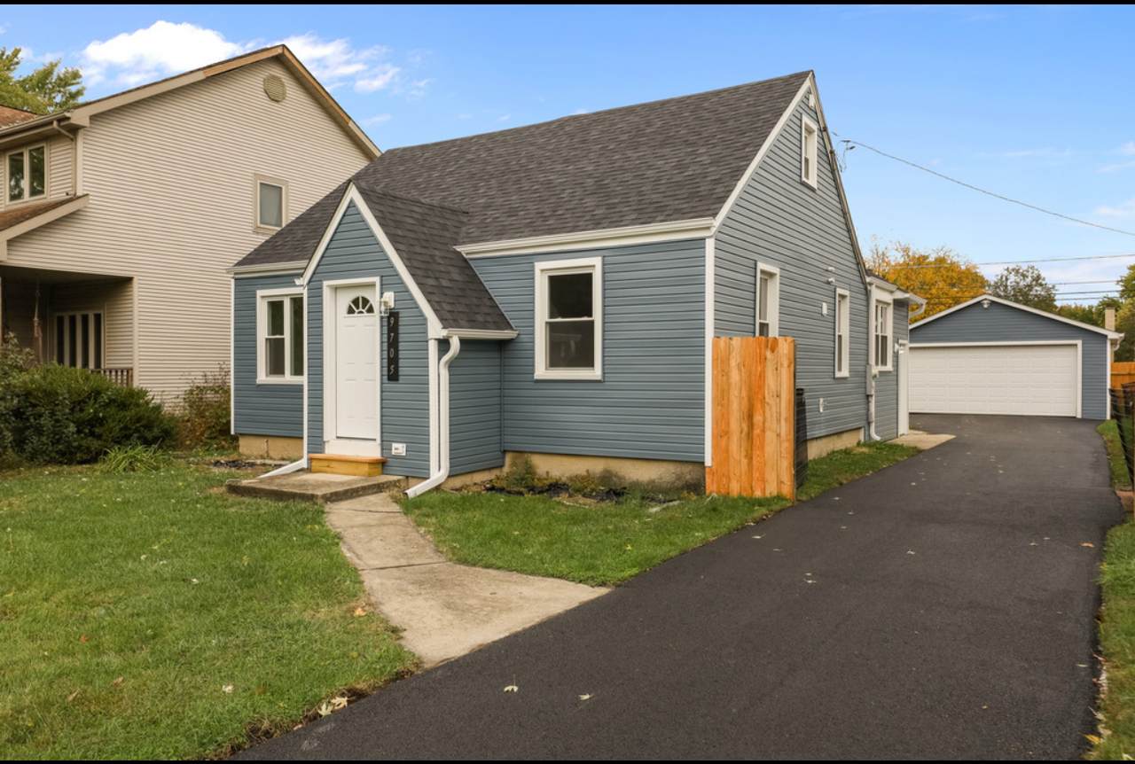 9705 Oak Park Avenue - Photo 1