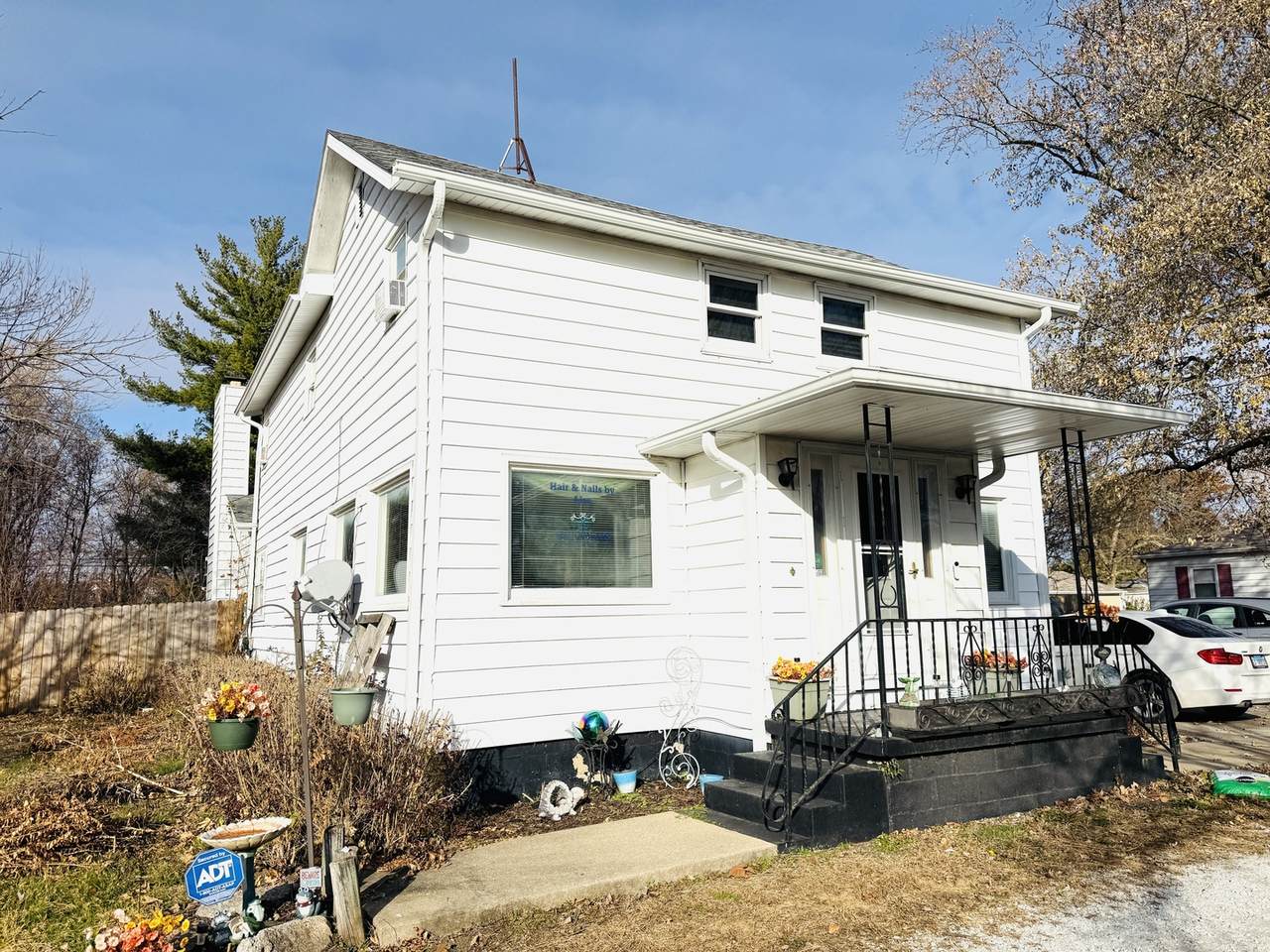 816 Elm Street - Photo 1