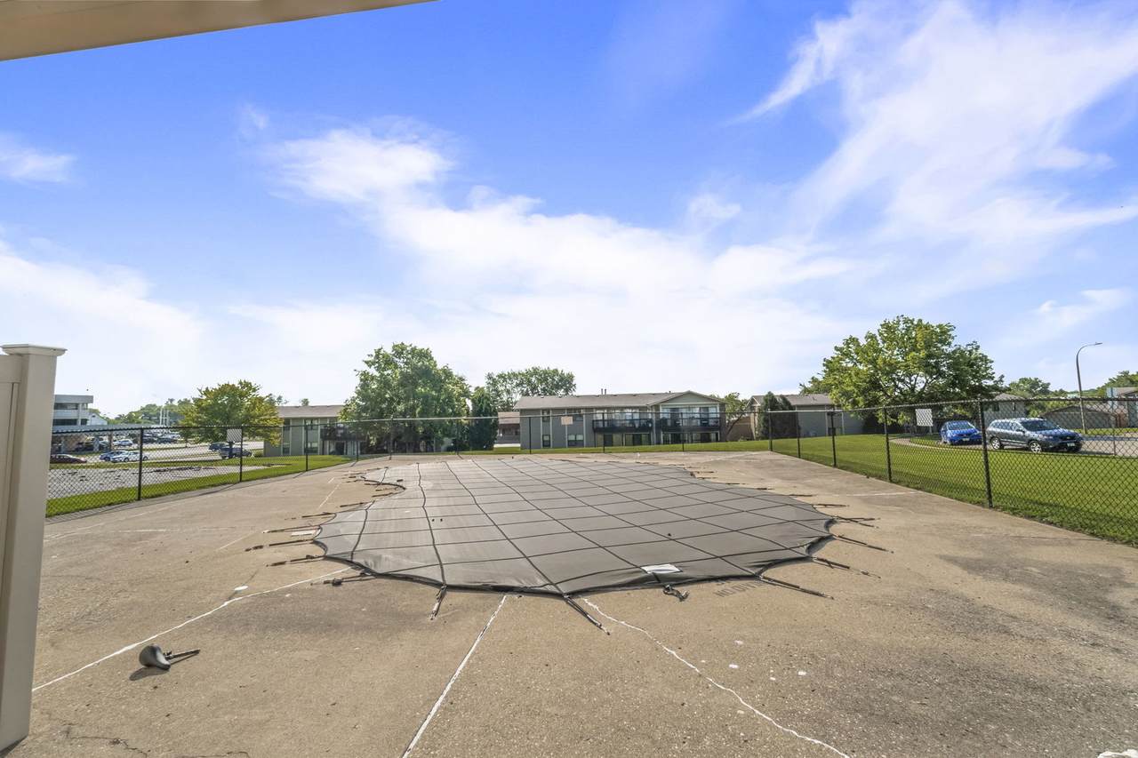 5880 Rembrandt Court - Photo 1