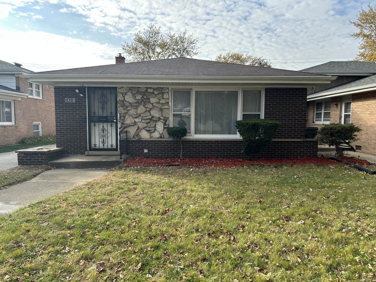 14316 Dante Avenue - Photo 1