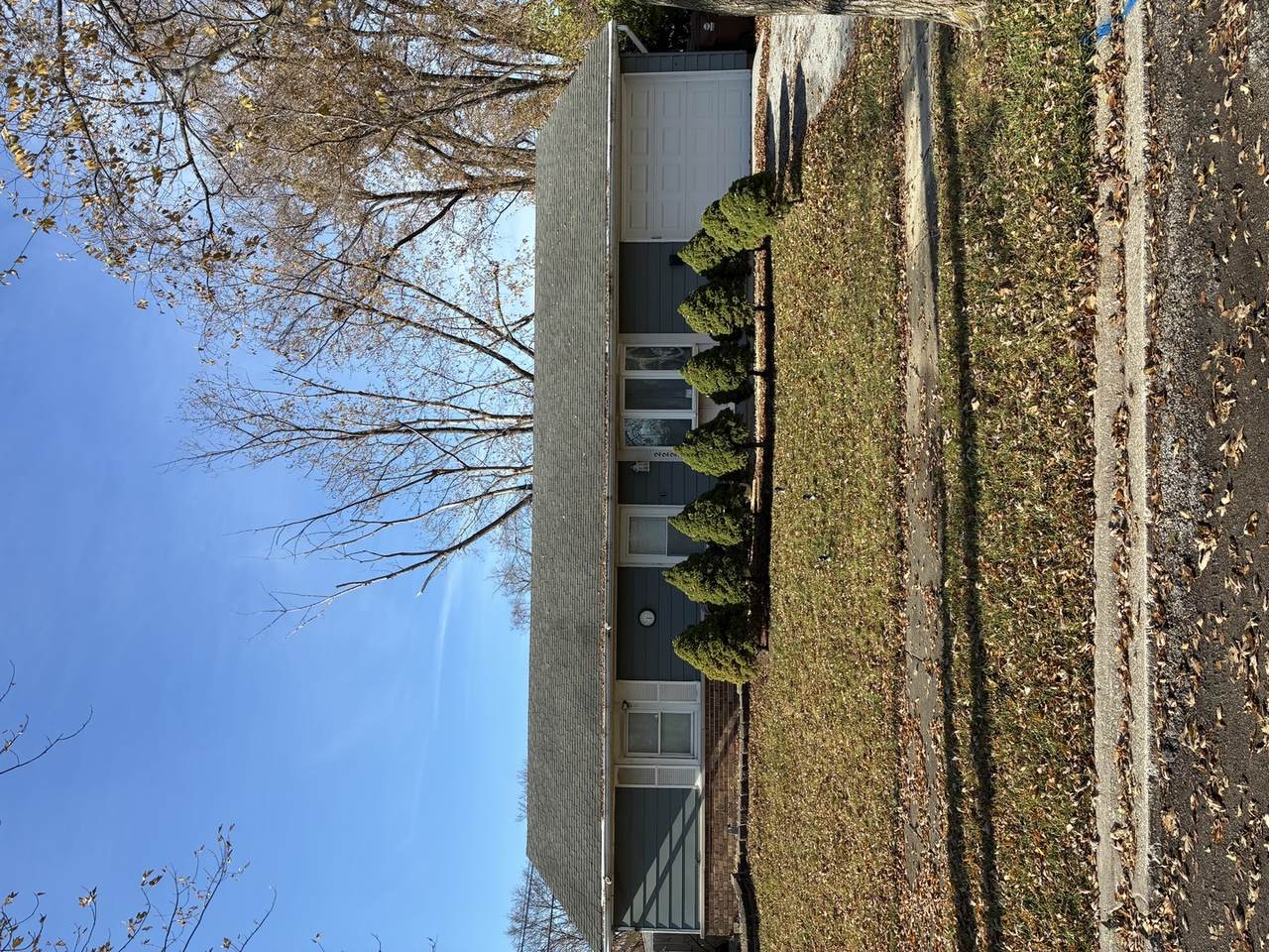 22206 Hawthorne Way - Photo 1