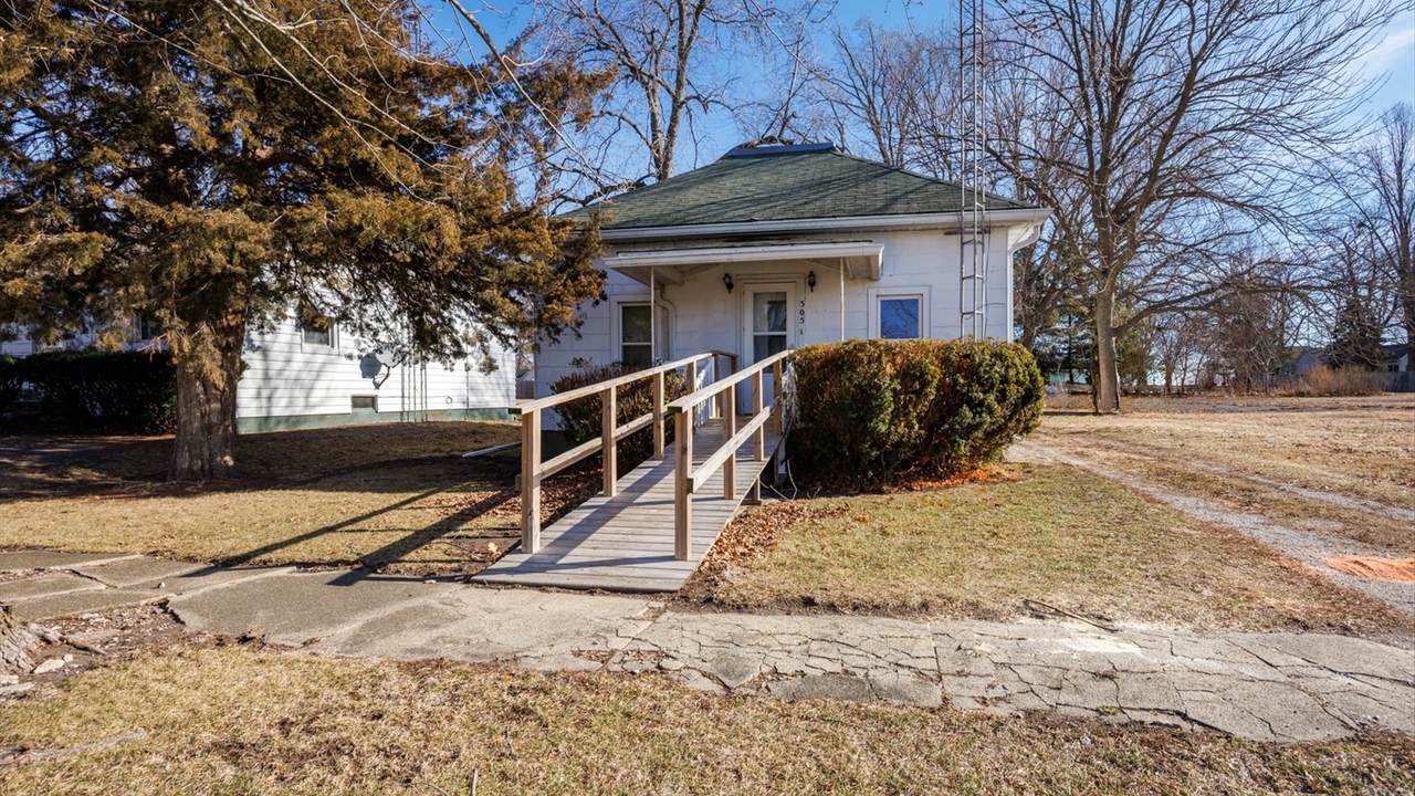 305 Harrison Street - Photo 1