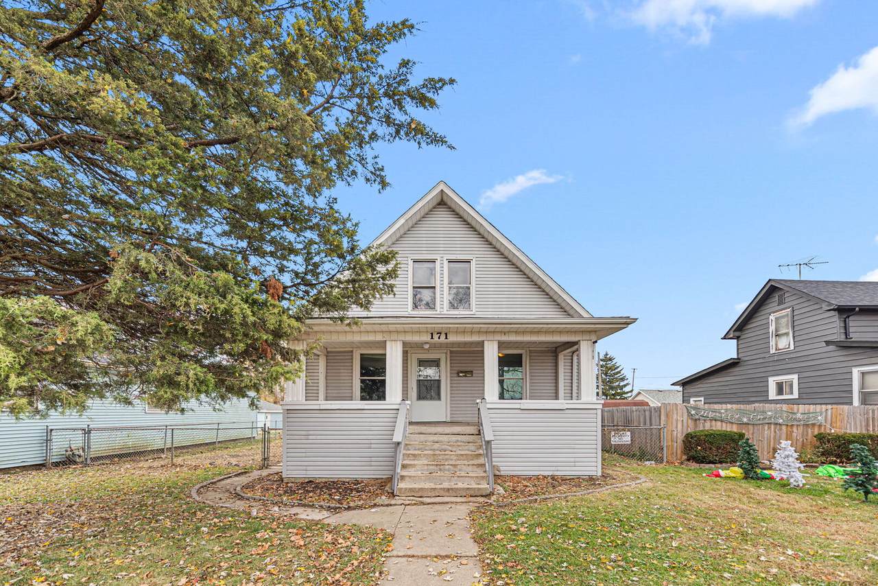 171 Blaine Avenue - Photo 1