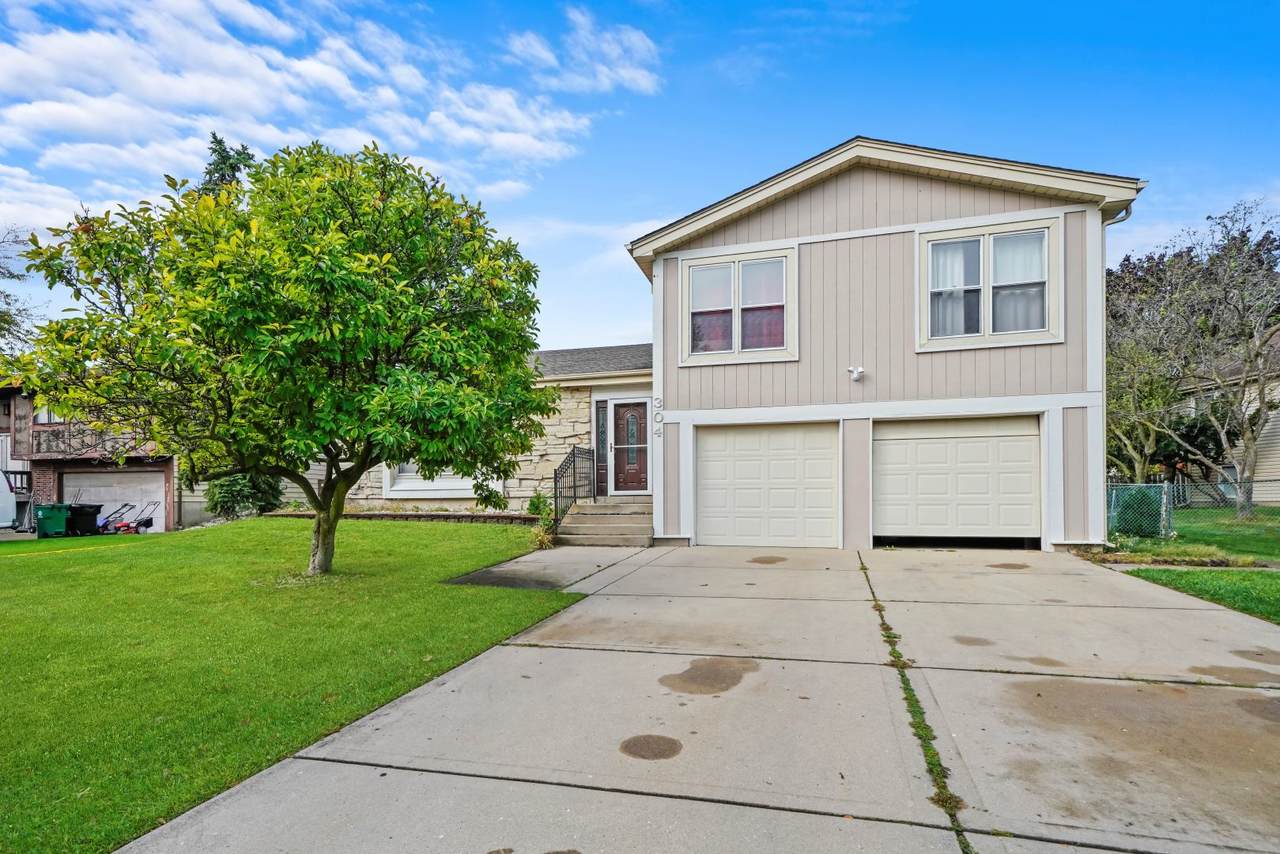 304 Sutherland Lane - Photo 1