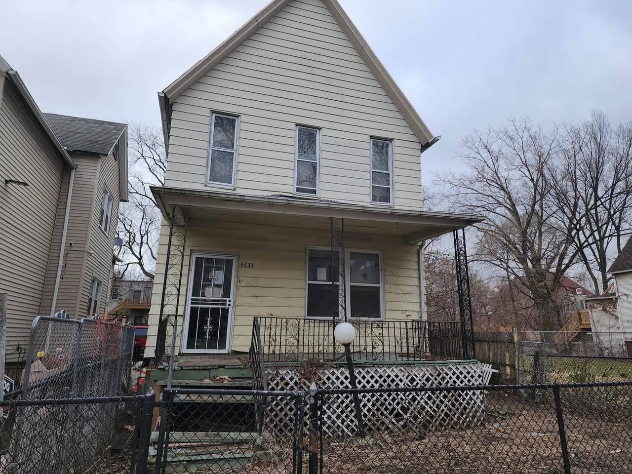 5633 Sangamon Street - Photo 1