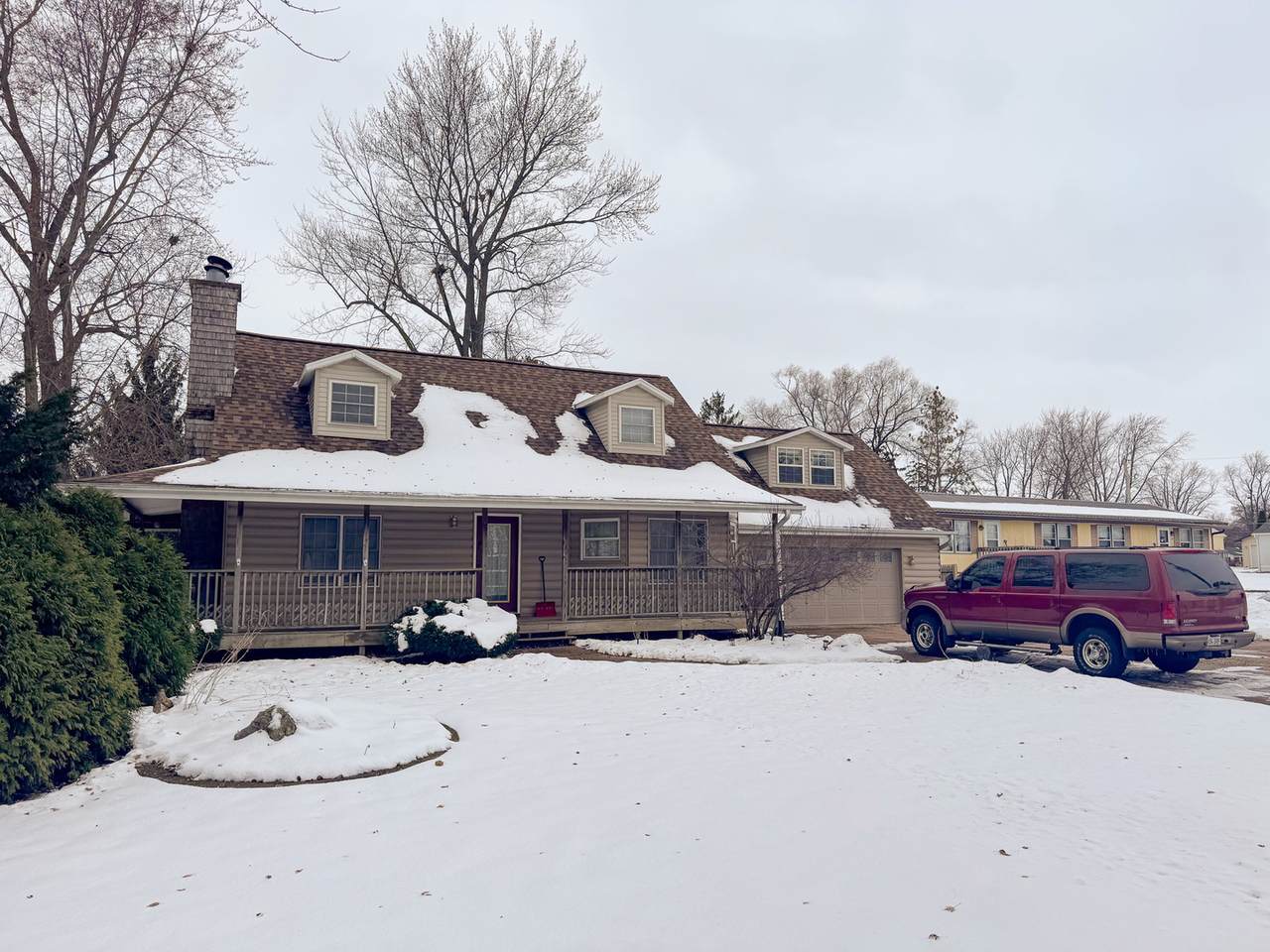 206 Boyd Avenue - Photo 1