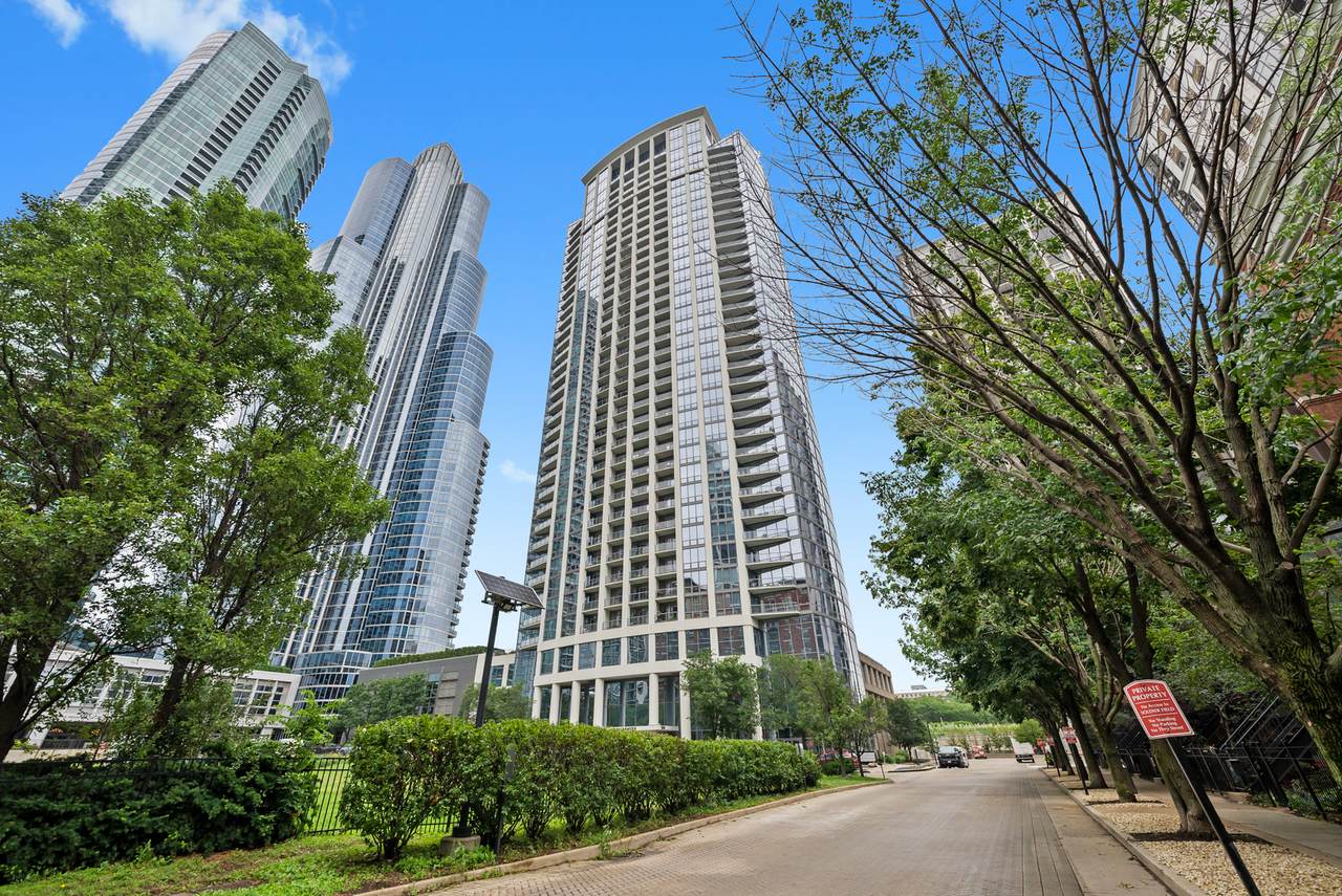 1235 Prairie Avenue - Photo 1