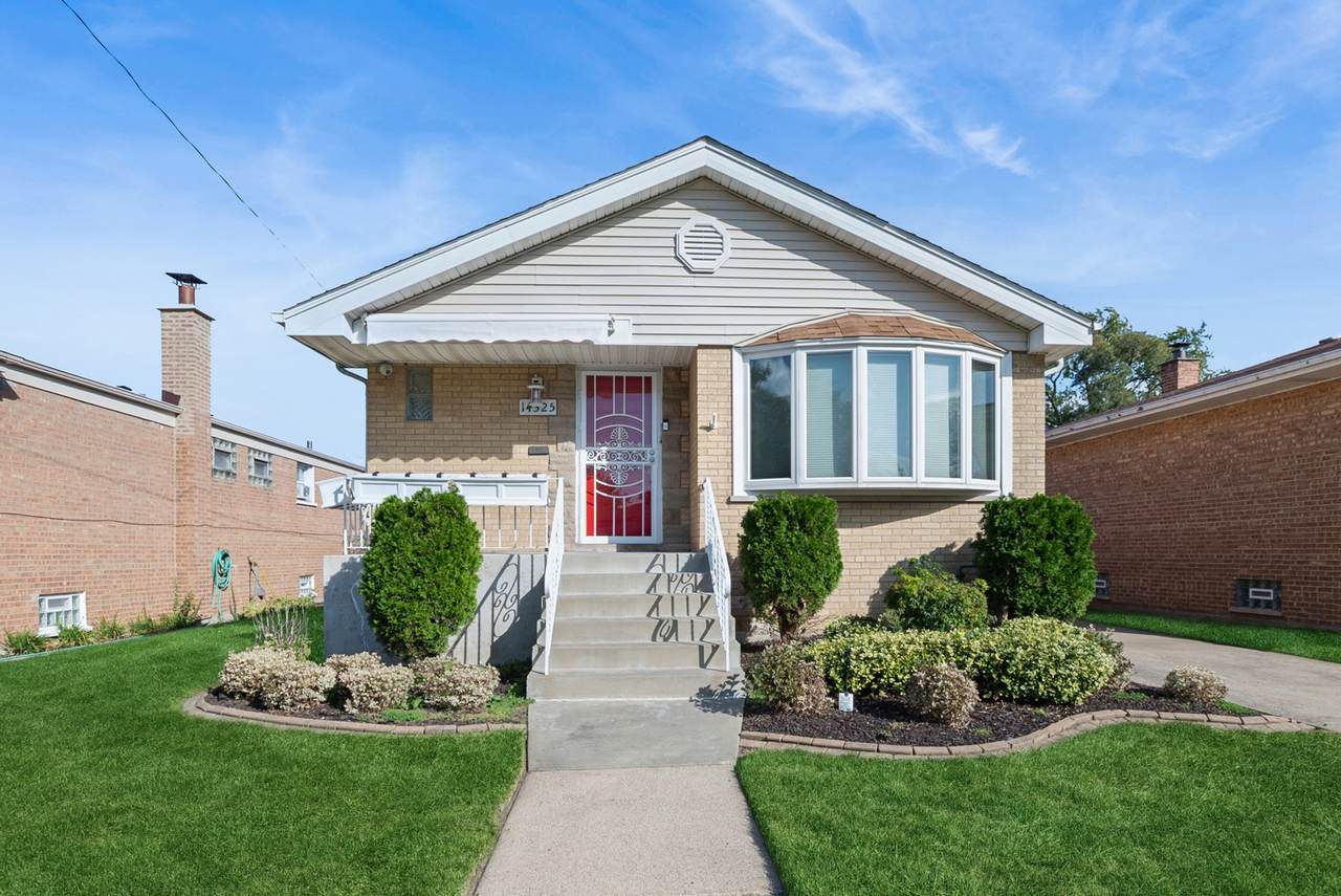 14325 Ingleside Avenue - Photo 1